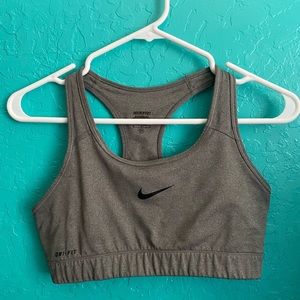 Nike Grey Sportsbra